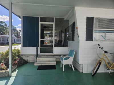 Photo 4 of 29 of home located at 9925 Ulmerton Rd., #369 Largo, FL 33771