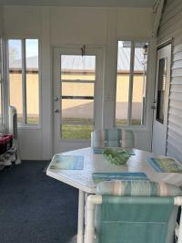 1990 MERIT Manufactured Home