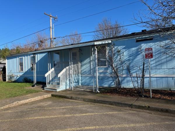 Photo 1 of 2 of home located at 10701 SE Hwy 212, Spc. 408 Clackamas, OR 97015