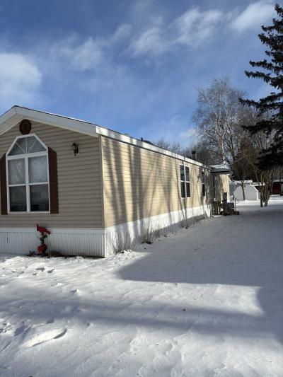 Photo 2 of 12 of home located at 3333 Glendale Circle Bay City, MI 48706