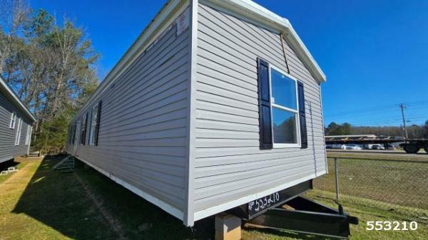 Photo 1 of 2 of home located at Columbus Mobile Home Broker I Po Box 9647 Columbus, MS 39705