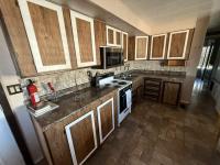 1986 Phoenix Manufactured Home