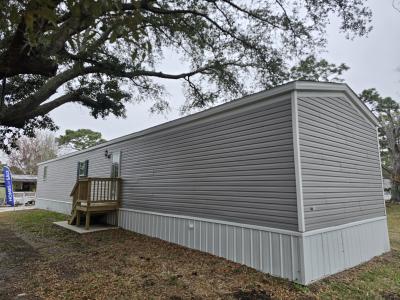 Photo 2 of 12 of home located at 2663 Paddock Drive Jacksonville, FL 32250