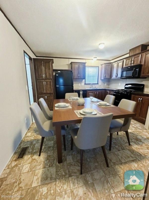 Photo 1 of 2 of home located at 13318 S. Dixie Hwy. # 11 Holly, MI 48442