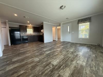 Photo 5 of 16 of home located at 5869 SW 57th Court Ocala, FL 34474