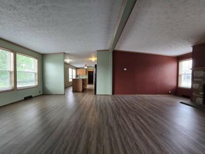 Photo 4 of 21 of home located at 7204 E Grand River Lot 049 Portland, MI 48875