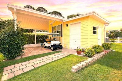 Photo 1 of 21 of home located at 2696 S. Pebblebrook Dr. Homosassa, FL 34448