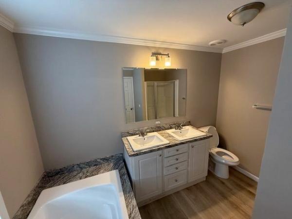 2023 Clayton Homes Inc Community Series Mobile Home