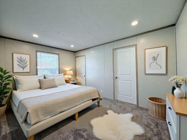 2025 Clayton-Wakarusa Mobile Home