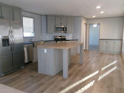 Photo 2 of 5 of home located at 291 Leaf Ln New Braunfels, TX 78130