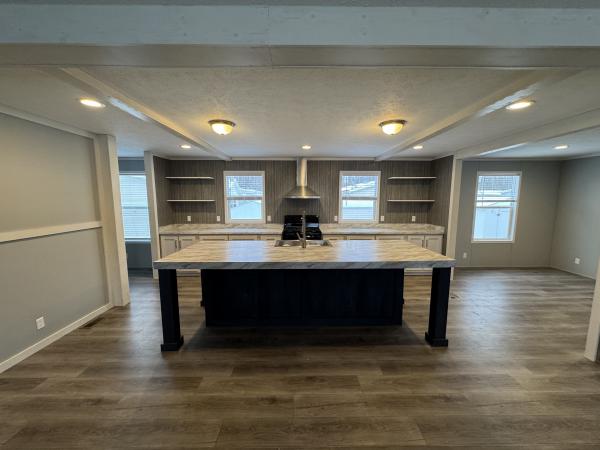 2022 Clayton 5628-560 Traditions  Home