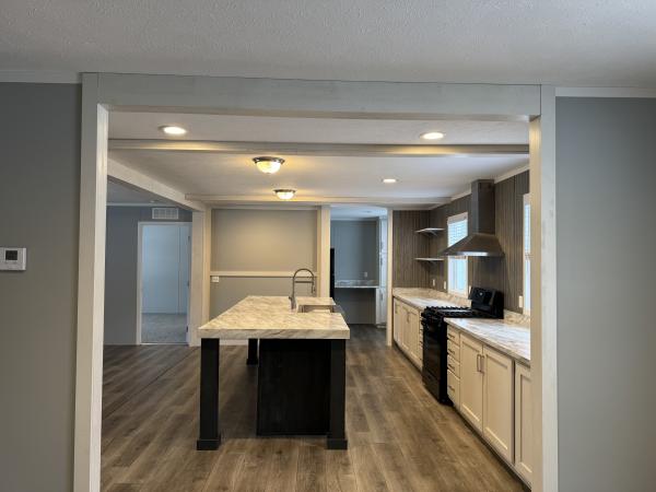 2022 Clayton 5628-560 Traditions  Home