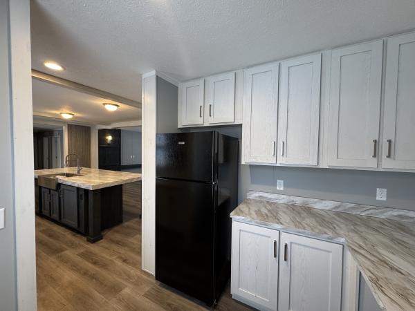 2022 Clayton 5628-560 Traditions  Home