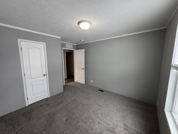 2022 Clayton 5628-560 Traditions  Home