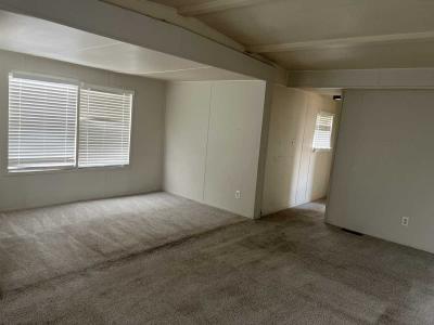 Photo 3 of 9 of home located at 583 Lesperance Ct N Rochester Hills, MI 48307