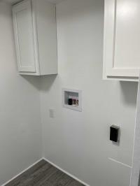 1985 Skyline Manufactured Home