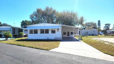 Mobile Home at 215 Green Haven Road West Dundee, FL 33838