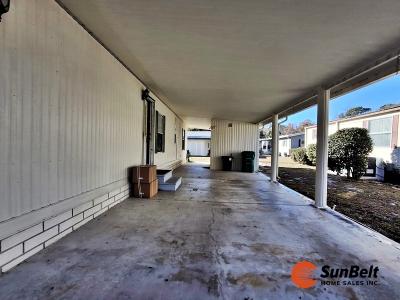 Photo 5 of 71 of home located at 7199 Sunningdale Drive, Unita Ocala, FL 34472