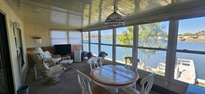 Photo 4 of 8 of home located at 16928 Silvershores Ln Odessa, FL 33556