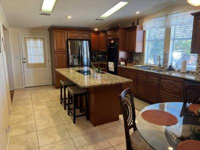 Photo 5 of 34 of home located at 201 Bougainvillea Lane Parrish, FL 34219