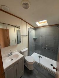 2005 Dutch 2 bedroom Manufactured Home