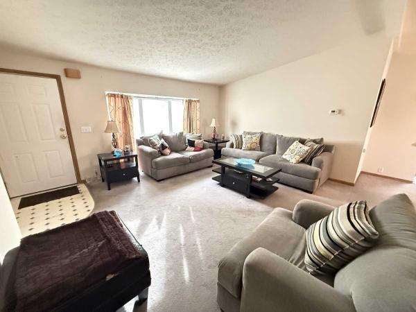 1995 SKYLINE ALL DRYWALL Manufactured Home