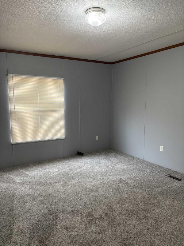 2011 Lexington Cedar Pointe Manufactured Home