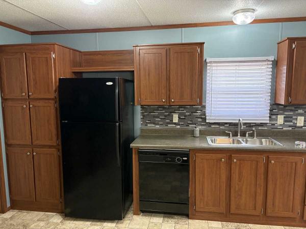 2011 Lexington Cedar Pointe Manufactured Home