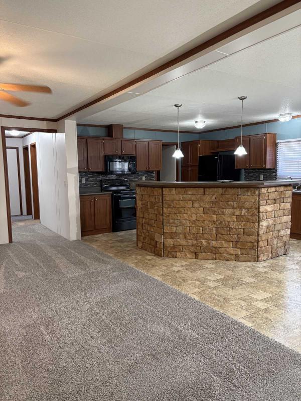 2011 Lexington Cedar Pointe Manufactured Home