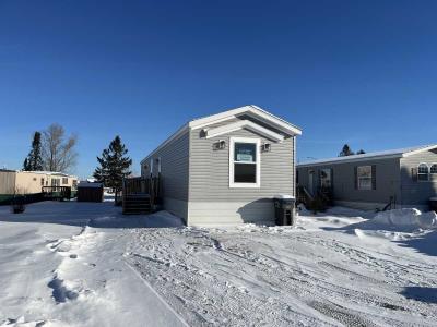 Photo 4 of 15 of home located at 420 Homecroft Ct #307 Superior, WI 54880