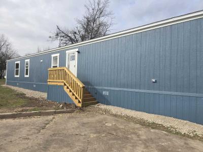 Photo 2 of 17 of home located at 2601 Robinson Dr # 38 Waco, TX 76706