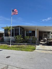 1980 twin Mobile Home