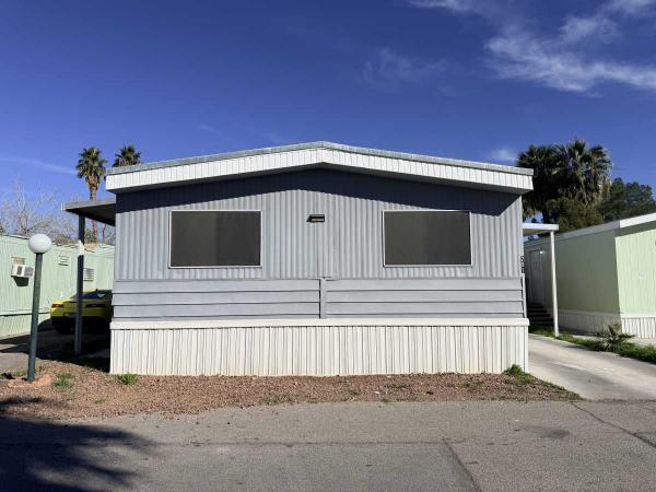 1977 HILLCREST Mobile Home For Sale