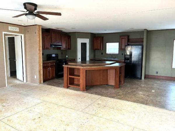 2011 LIVE OAK Mobile Home For Sale