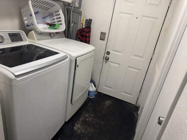 1981 Goldenwest Mobile Homes Manufactured Home