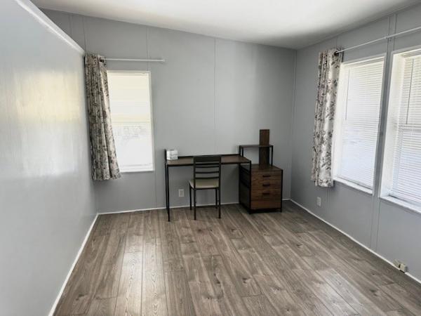 2000 Palm Harbor Manufactured Home