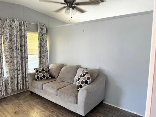 2000 Palm Harbor Manufactured Home