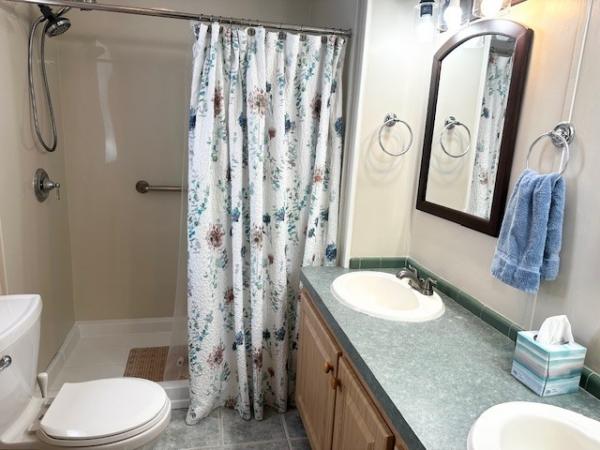 2000 Palm Harbor Manufactured Home