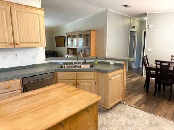 2000 Palm Harbor Manufactured Home