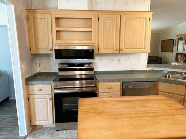 2000 Palm Harbor Manufactured Home