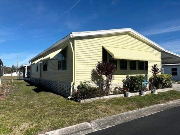 2000 Palm Harbor Manufactured Home
