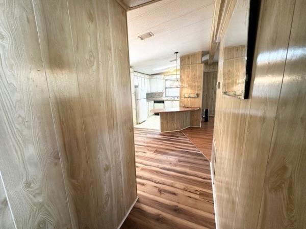 1984 Barrington Manufactured Home