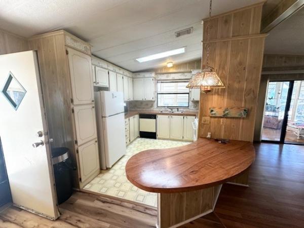 1984 Barrington Manufactured Home