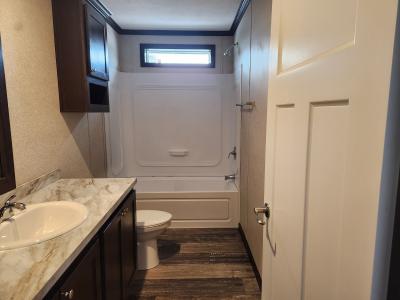 Photo 5 of 6 of home located at 388 N Van Buren Cir Davison, MI 48423