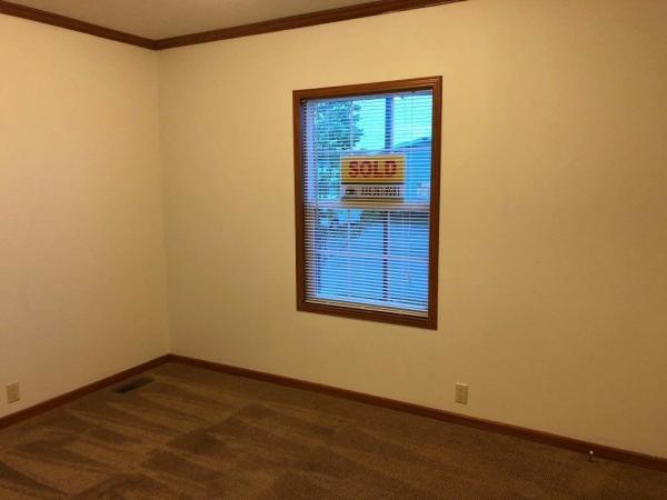 2015 Brookstone-Skyline J846CT Mobile Home