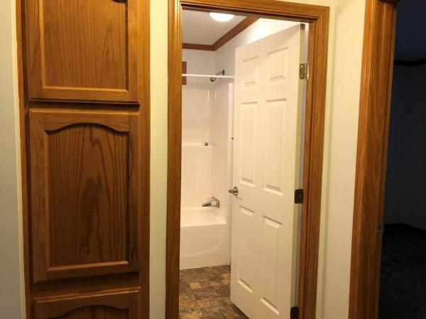 2015 Brookstone-Skyline J846CT Mobile Home