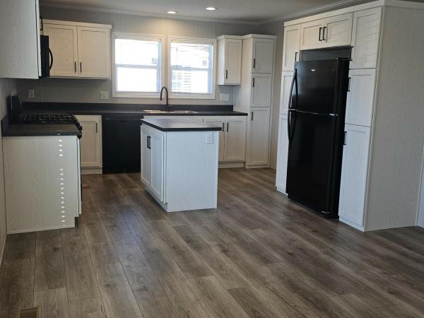 2026 Champion RAPB2852H32170 Mobile Home