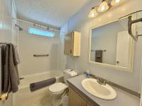 1993 BROO FLFLN33A/B15039BF Mobile Home