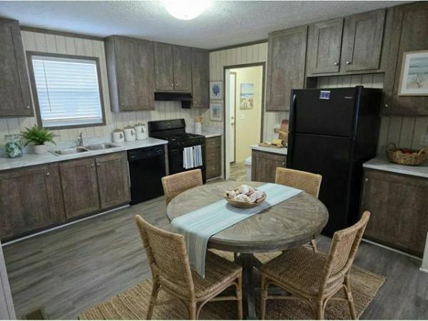 2019 Clayton - Wakarusa Mobile Home For Sale