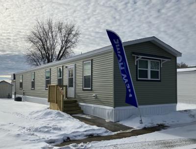Mobile Home at 17 Shamrock Park, Site # 17 Albany, MN 56307